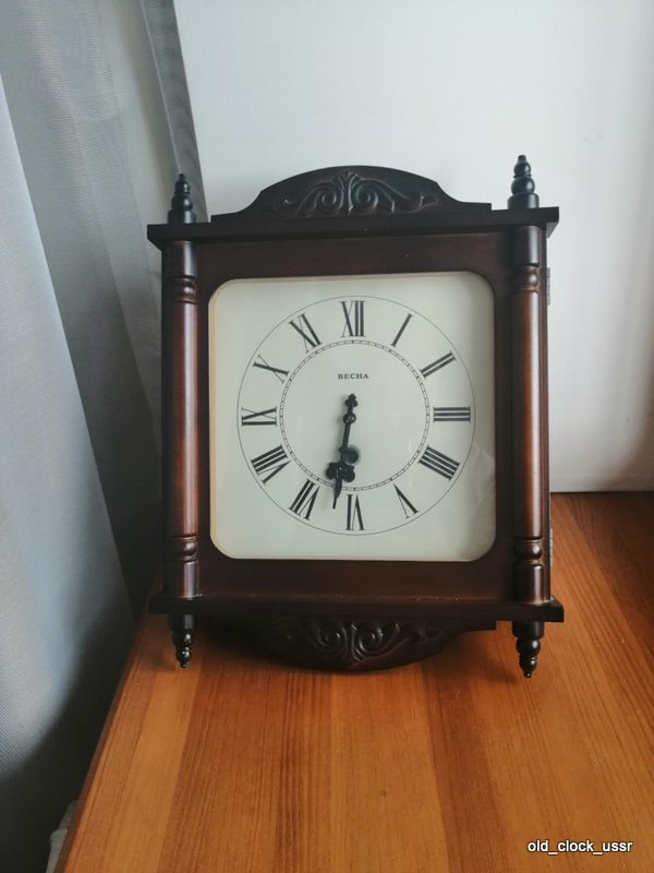 vintage clock ussr