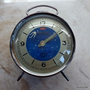 vostok alarm clock sputnik front